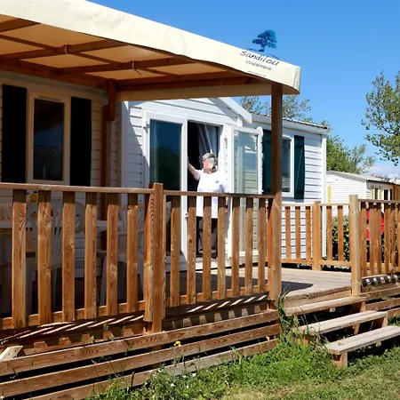 Mobilhome «aux Portes Du Soleil» 씨쟝