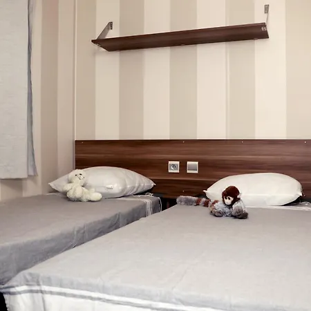 Mobilhome «aux Portes Du Soleil» Кемпинг