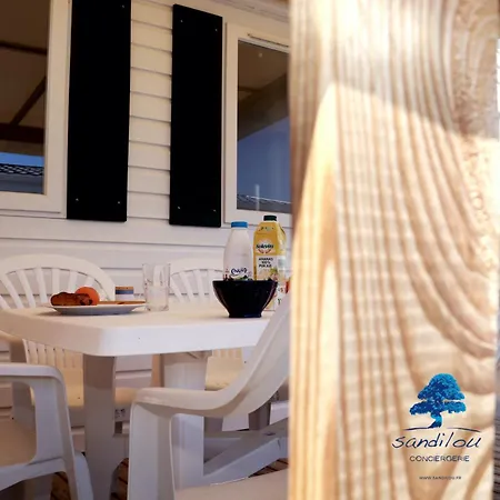 Mobilhome «aux Portes Du Soleil» Кемпинг