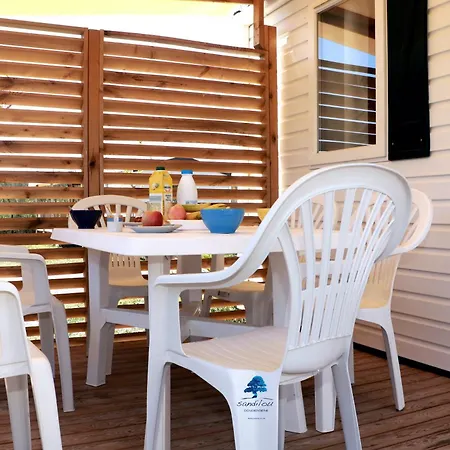 Mobilhome «aux Portes Du Soleil» Сижан