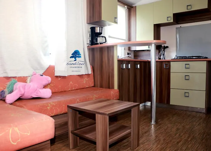 Mobilhome «aux Portes Du Soleil» *